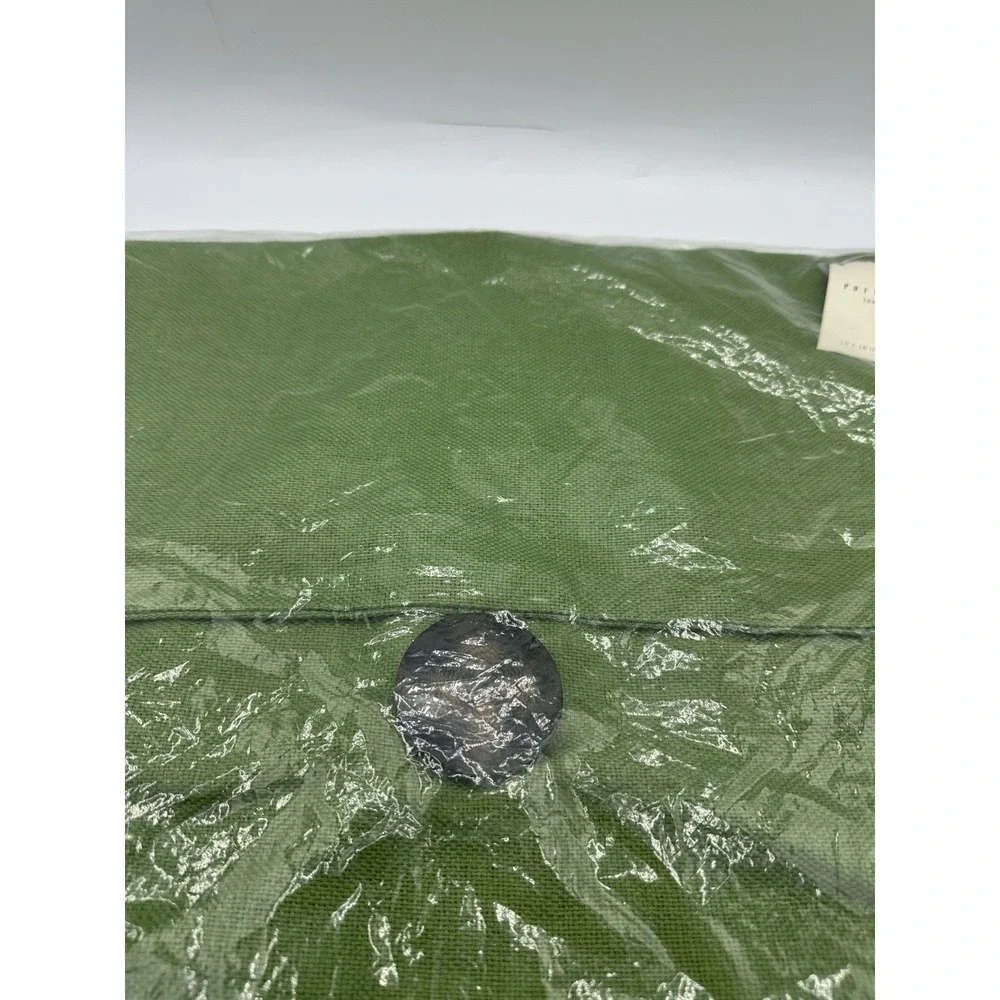 Pottery Barn Textured Pillow Cover Green 18x18 Inch Cushion New in Package